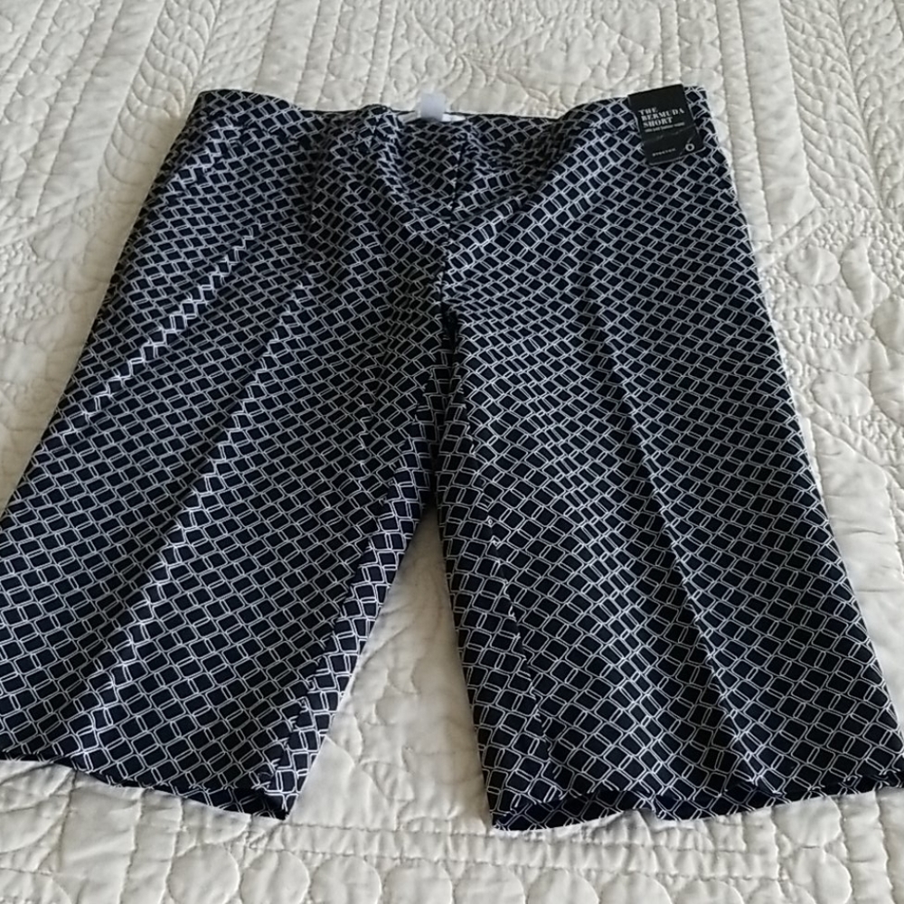 Women's Bermuda shorts NY & Co. Brand New Sz 0